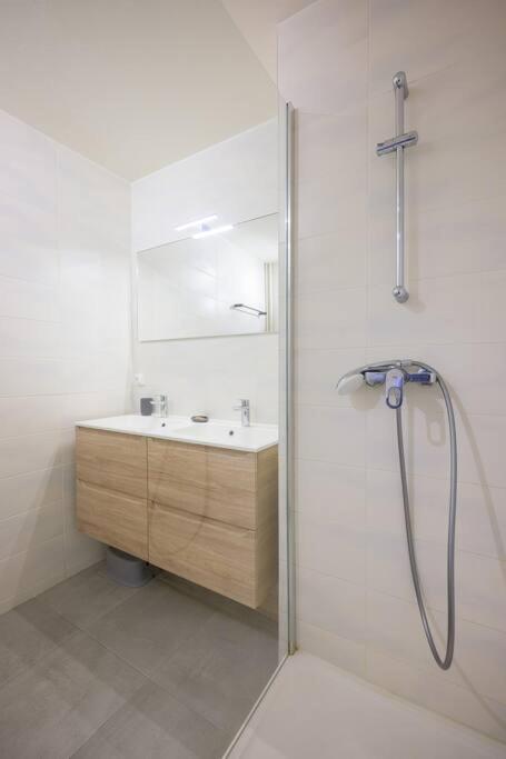 Le Cosy T2 - Parking - Confortable - Spacieux Talence Bagian luar foto